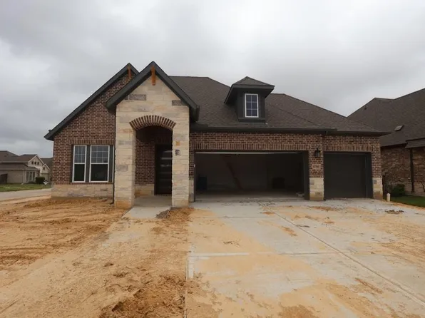 12346 Sweet Gum Dr, Mont Belvieu, TX 77523