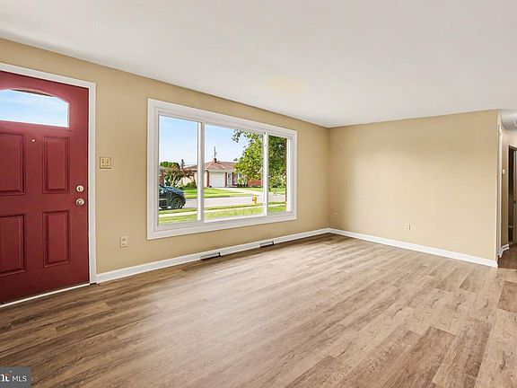 5th image of 3412 Bedford Dr