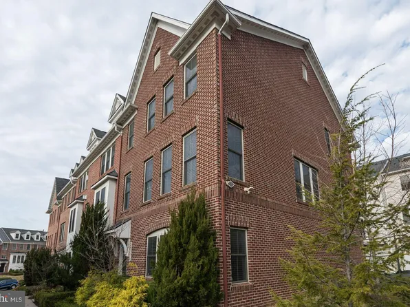 3309 Kemper Rd, Arlington, VA 22206