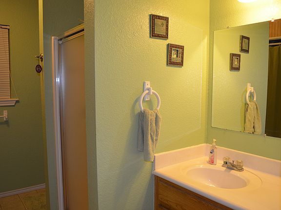 5th image of 1305 W 7th St