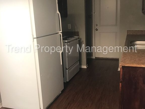 4th image of 3008 Prairie Ave APT A