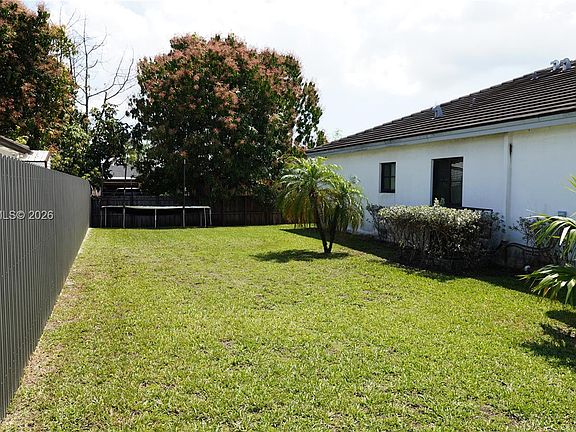 5th image of 16869 SW 109th Pl