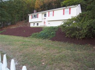 34 Rodia Ridge Rd, Shelton, CT 06484