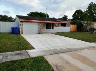 6831 Hope St, Hollywood, FL 33024