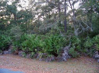 114 Serenoa Dr, Brunswick, GA 31523