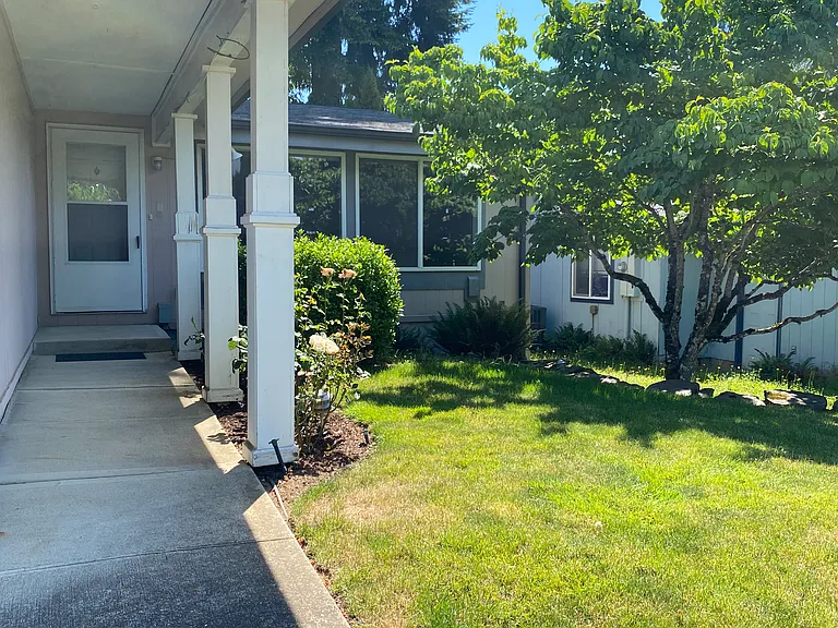 1500 SE Cedar Creek Pl — Photo 4