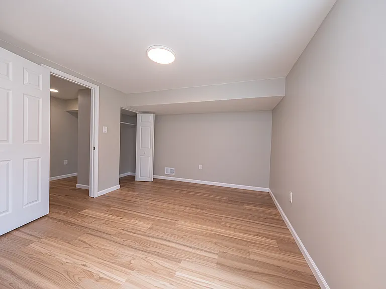734 Millers Run Rd — Photo 5