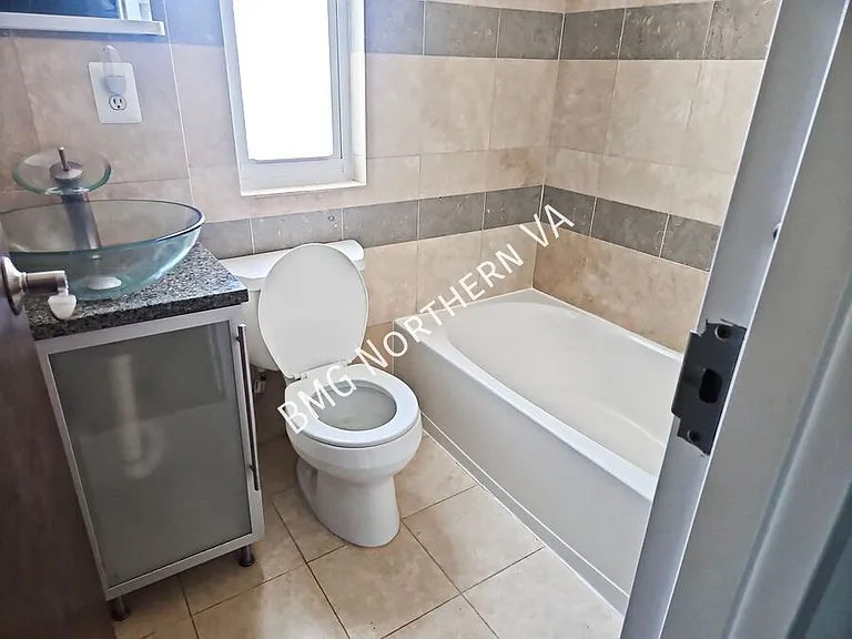 1127 N Stuart St #1 — Photo 13