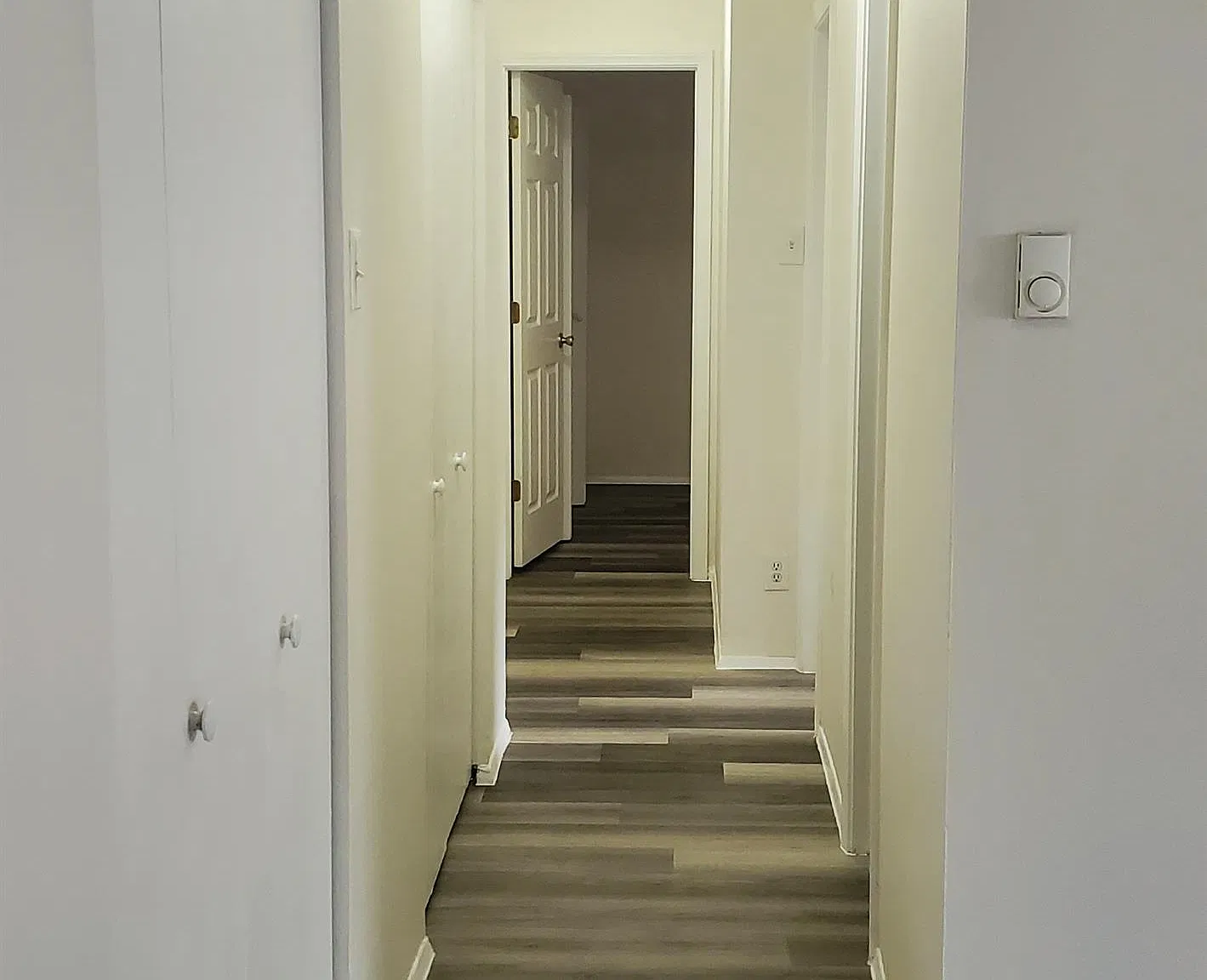 7522 Hazelcrest Unit B - 1 — Photo 4