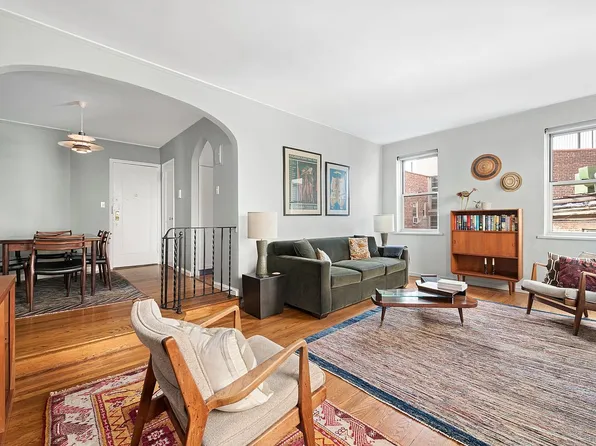 75 Bank St APT 6A, New York, NY 10014