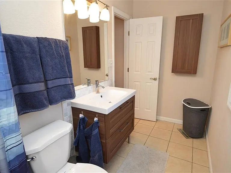 3889 Pompano Dr SE #C — Photo 24