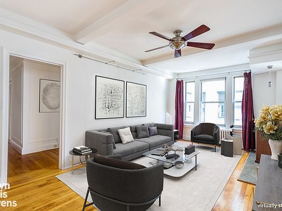 2nd image of 325 W 45th St APT 705