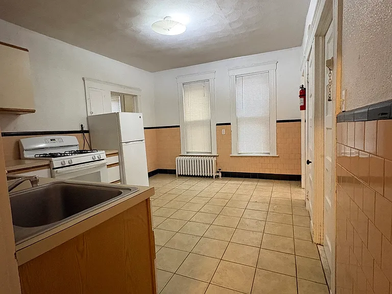 787 Elm St #1 — Photo 12
