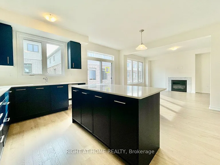 64 Gemini Dr — Photo 4
