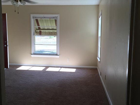 Living Room/Dining Room View