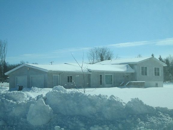 3rd image of 20917 601st St