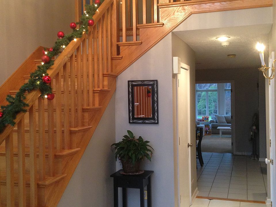 Main entrance (foyer)