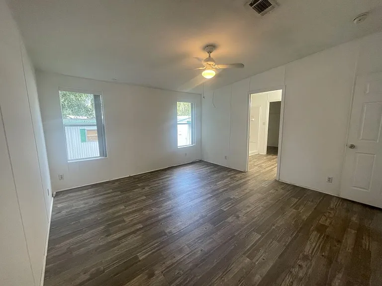 20 Glen Cove Ct #46 — Photo 9