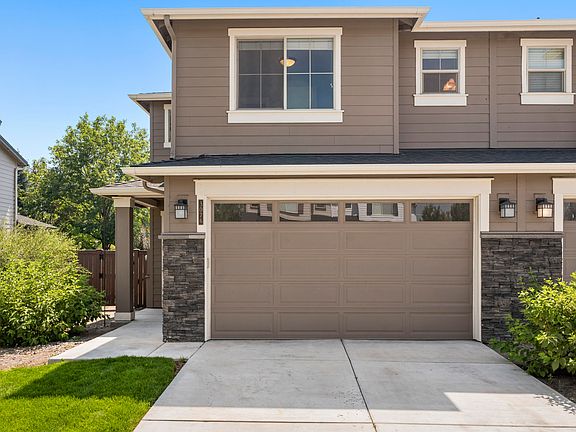2nd image of 3076 SW Black Butte Ln