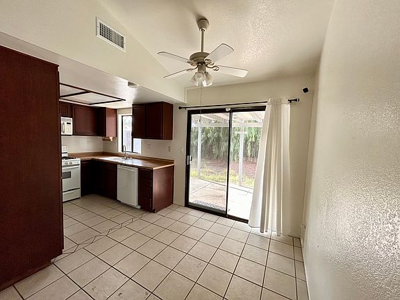 3rd image of 23382 Diza St