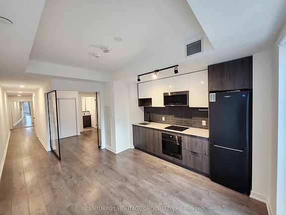 2nd image of 5 Defries St #619