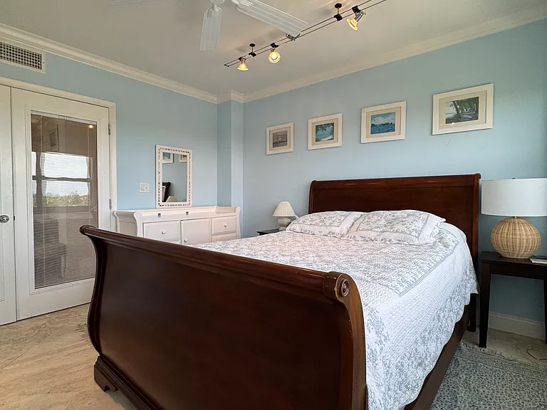 1000 Lowry St #7E — Photo 33