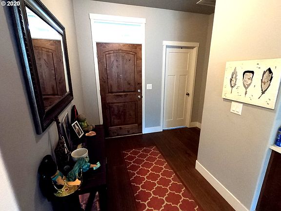 2nd image of 1405 NE 48th Cir