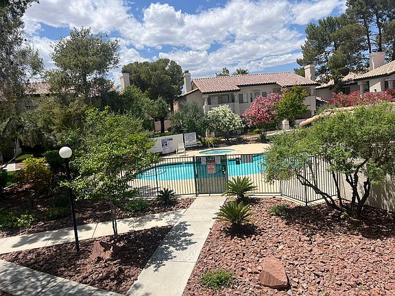 2nd image of 1317 Cinder Rock Dr Unit 201