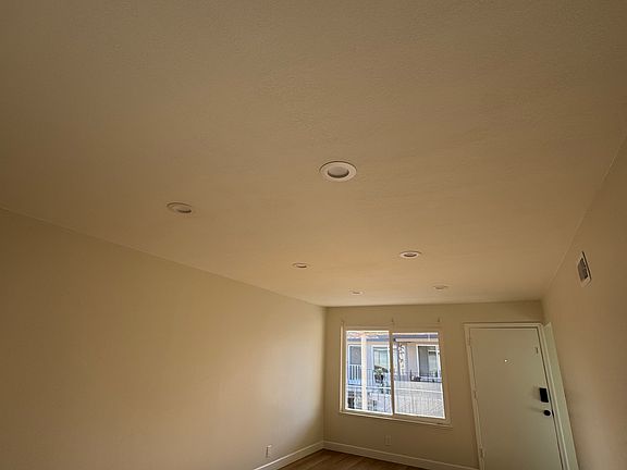 5th image of 663 Begonia Way #4