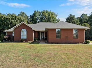 3820 Newberry Ln, Alma, AR 72921