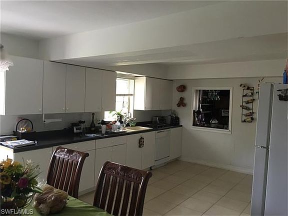 4th image of 2730/2750 Lakeview Dr