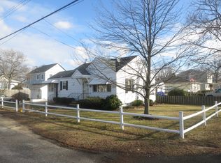 1104 Roberts Dr, Point Pleasant Beach, NJ 08742