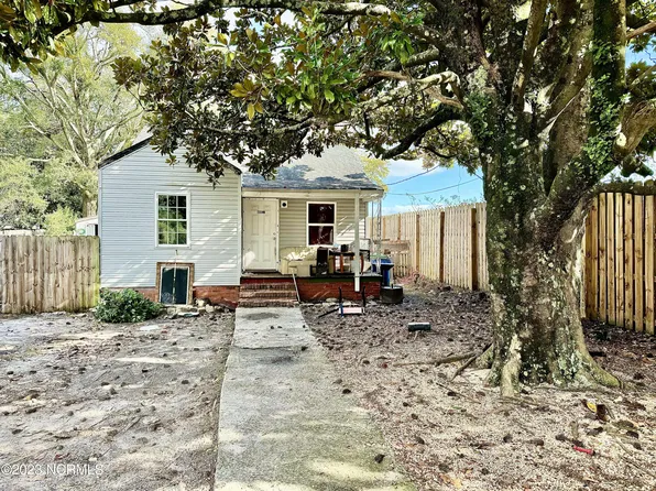 811 S 15th Street, Wilmington, NC 28401