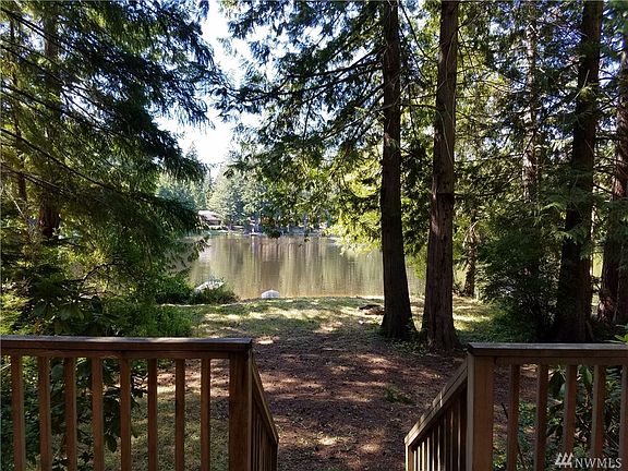 2nd image of 431 E Lakeshore Dr E