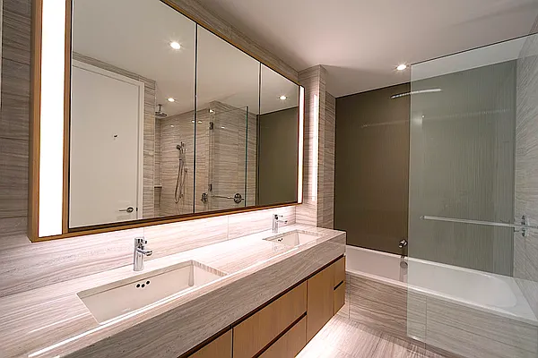 Rented by New York Casas Ltd. | media 53