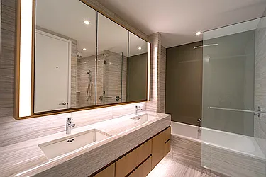 Rented by New York Casas Ltd.