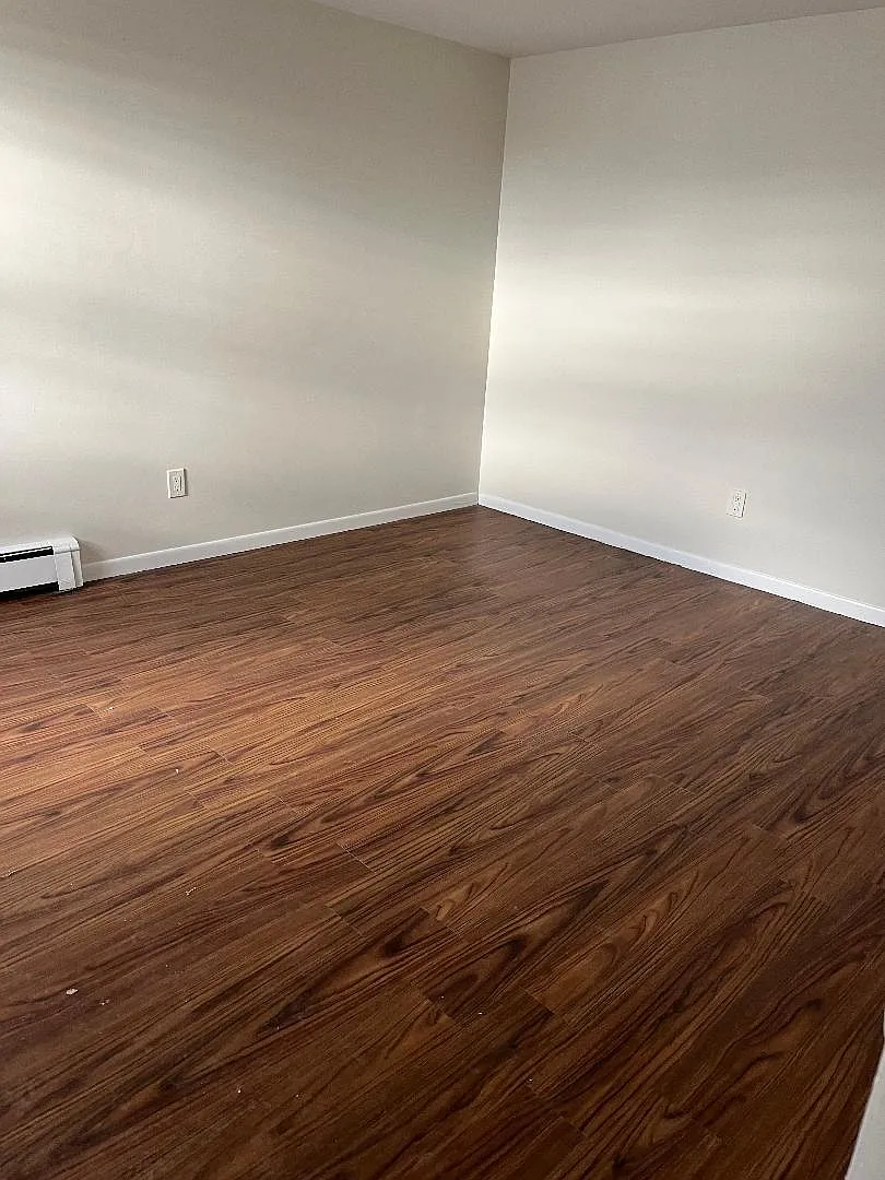 4 bed, $3,000 — Photo 4