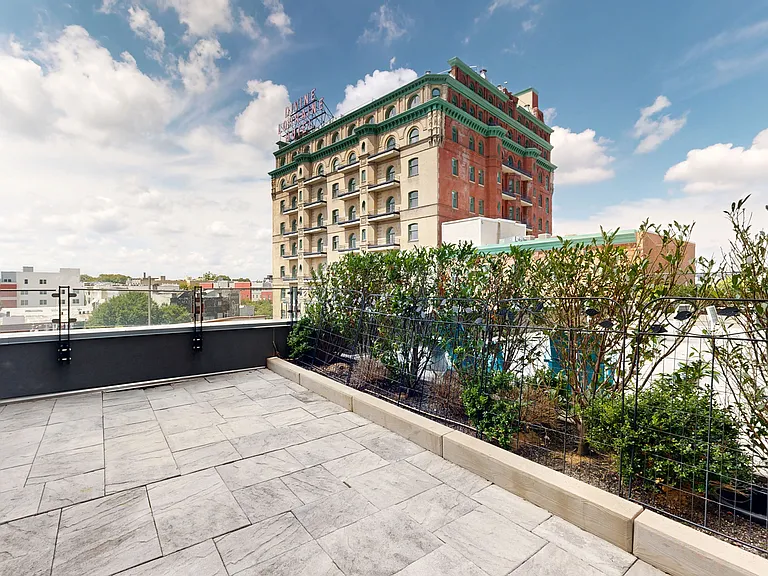 Broadridge — Photo 108