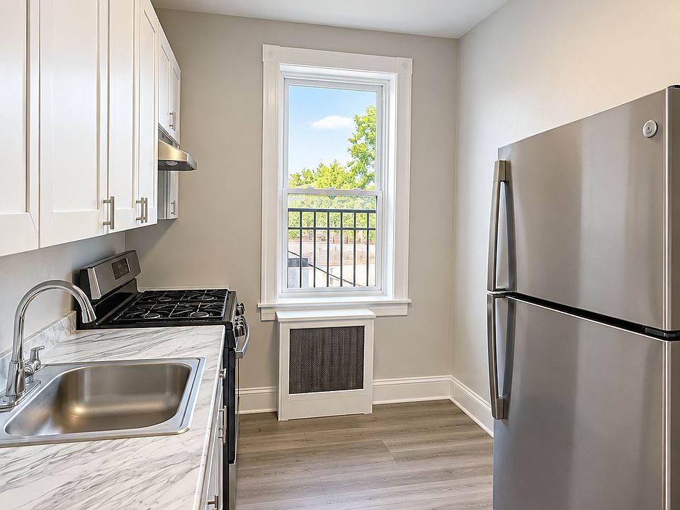 1st image of 192 Carroll St #53