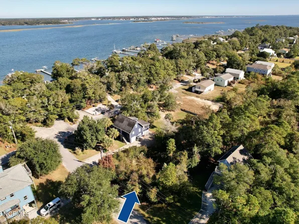 406 Ridge Road, Emerald Isle, NC 28594