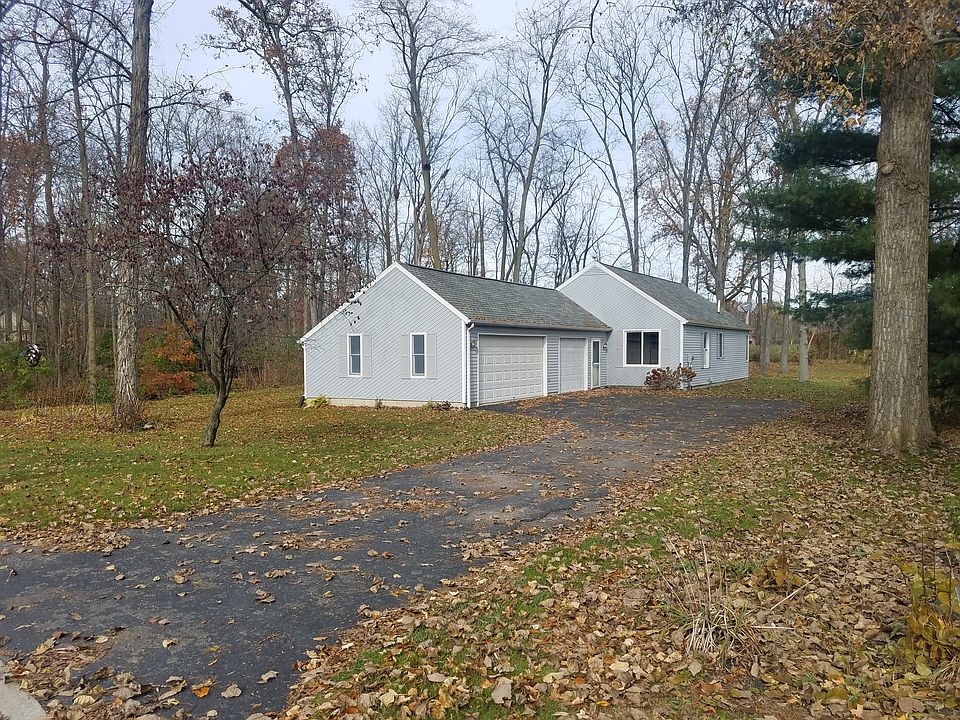 1st image of 15550 Thornwood Dr
