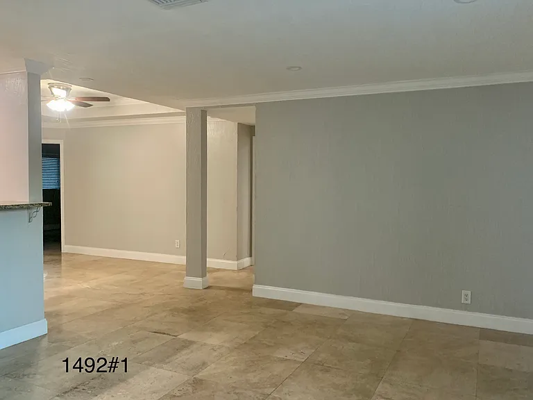 1492 Holly Heights Dr — Photo 11