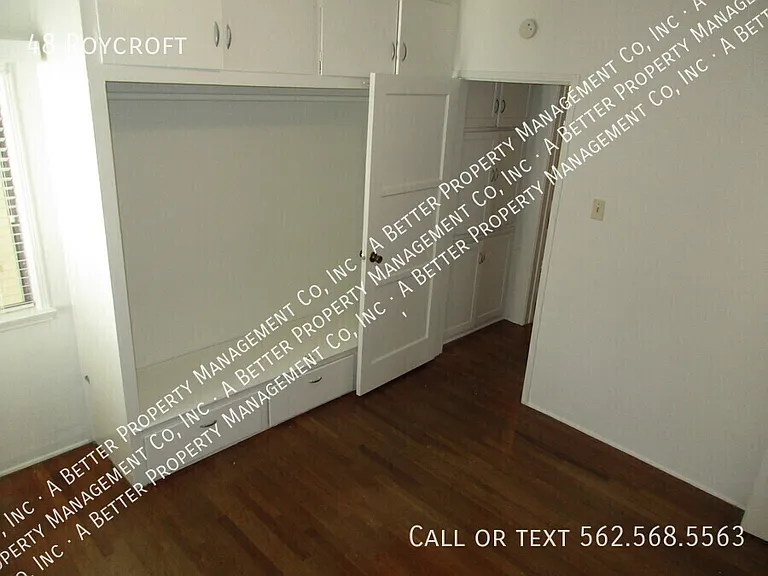 48 Roycroft Ave — Photo 7