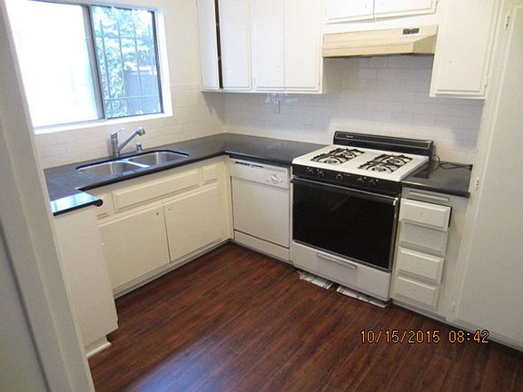 5th image of 1538 Granville Ave APT 1