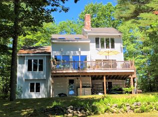 42 Kelly Ln, Raymond, ME 04071