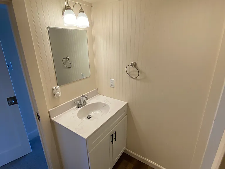 748 Maple St #30 — Photo 4
