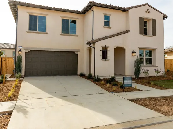 978 Moonrise Way, Madera, CA 93636