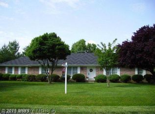 17423 Madison Ave, Hamilton, VA 20158