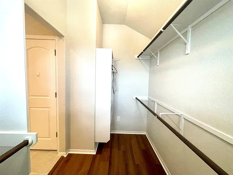 6701 Wolf Pack Dr — Photo 22