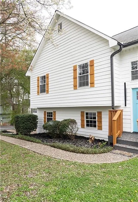 1 bed, 1.0 bath, 1846 sqft, $1,400 — Photo 1
